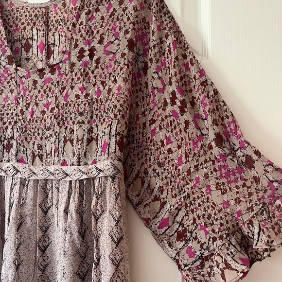 Beautiful dress with a full-length slip - Picture 4 of 6